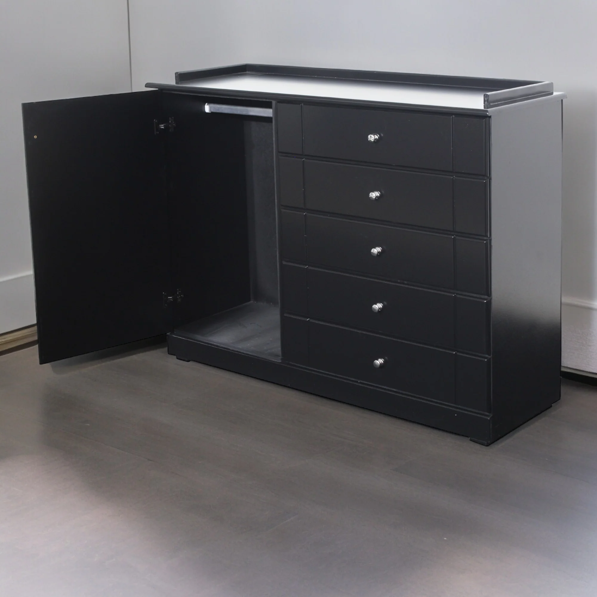 Cali Chest of Drawers / Baby Changing Station - Image 4