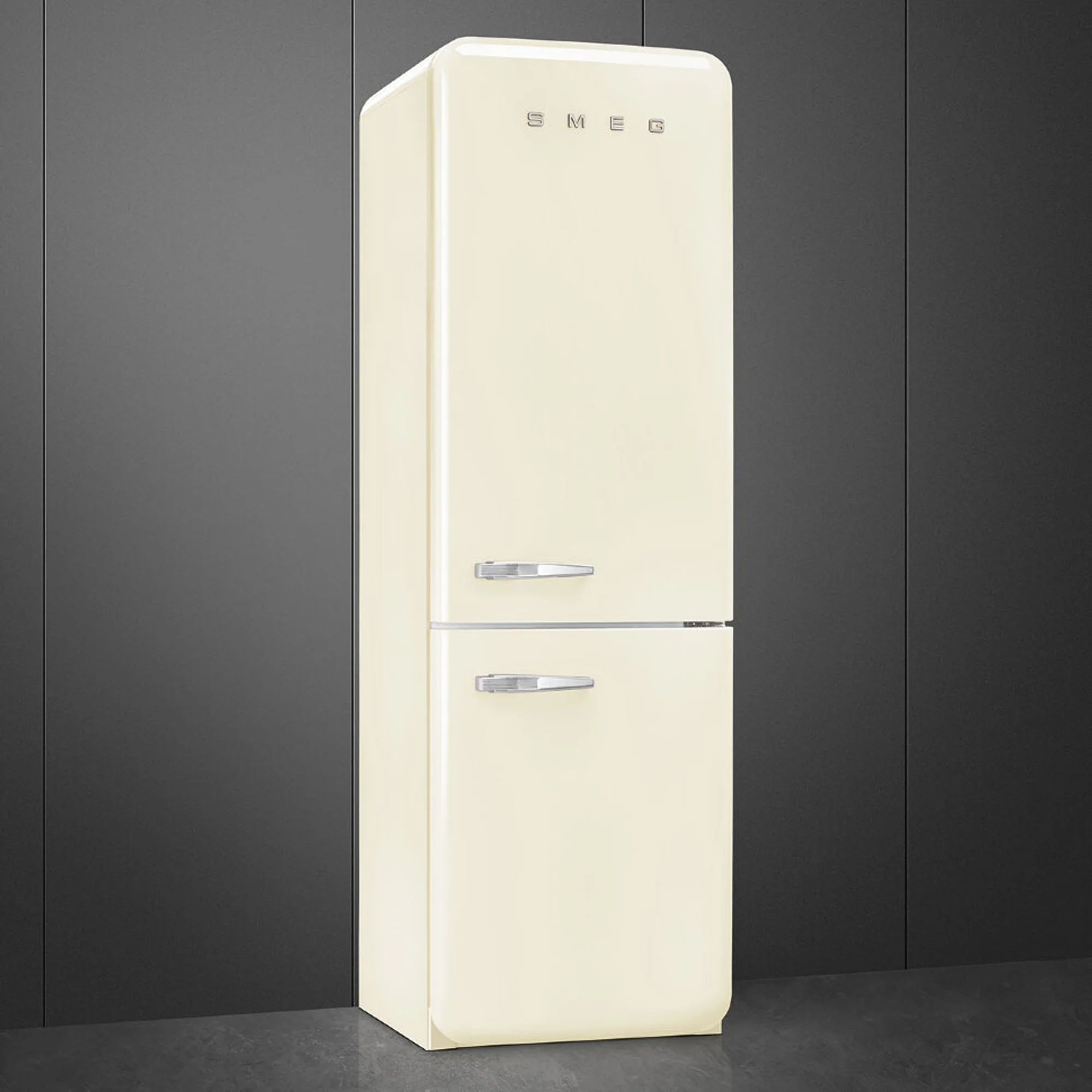 Smeg Retro Combination Fridge 60CM - Cream - Image 2