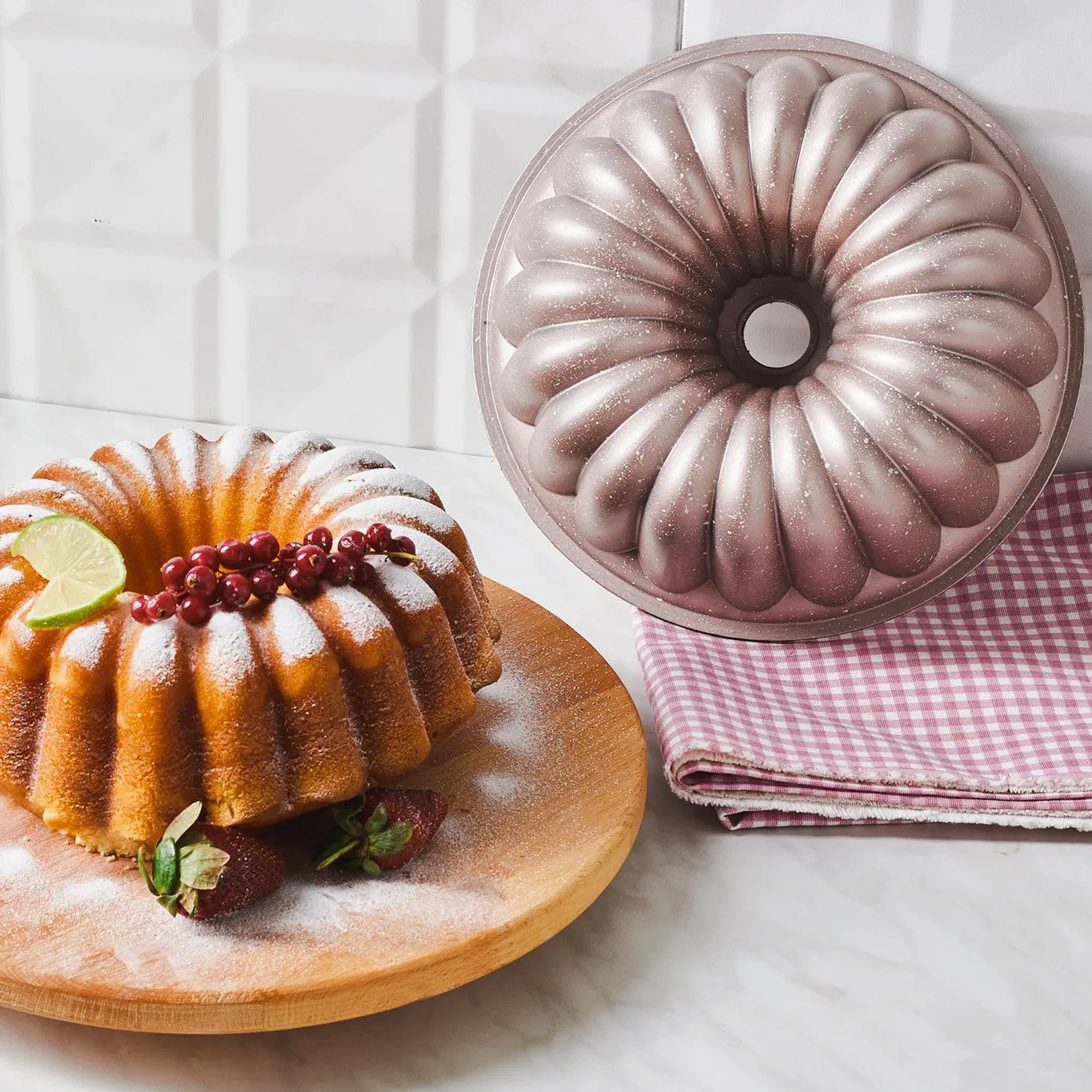 Karaca Cake Mould Rose Gold - Image 6