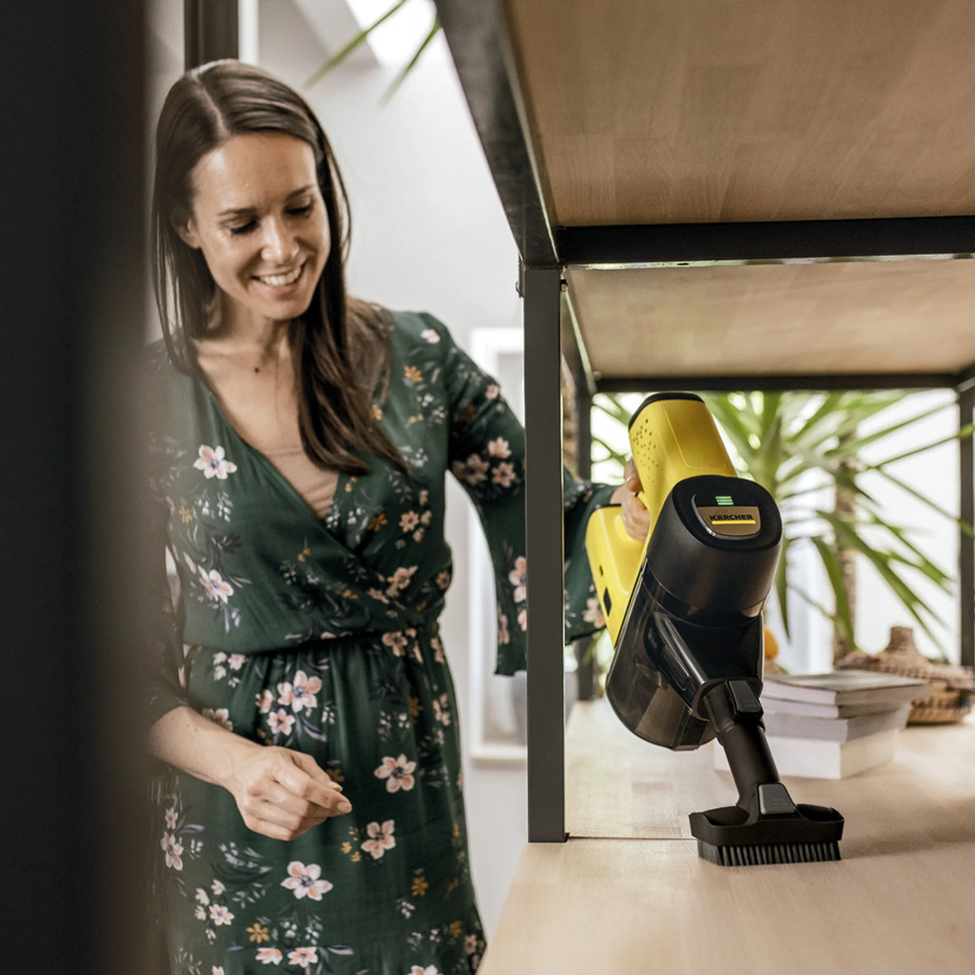 Karcher VC 6 Cordless Vacuum Cleaner - Image 5