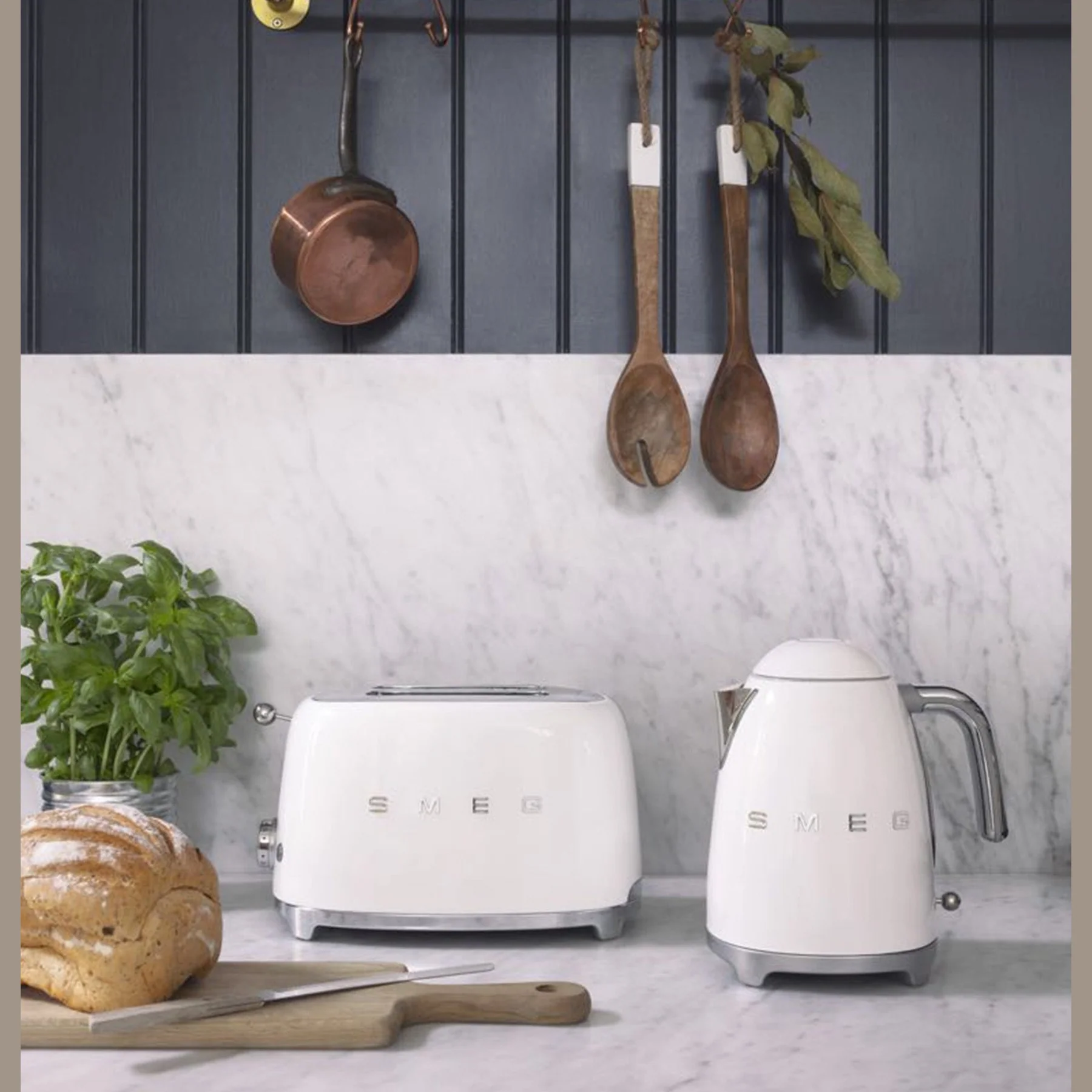 Smeg Kettle & Toaster Combo White - Image 2